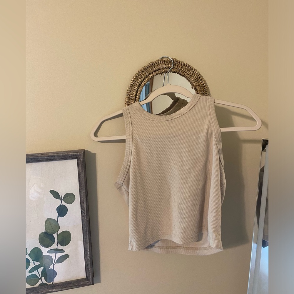 Halter tank